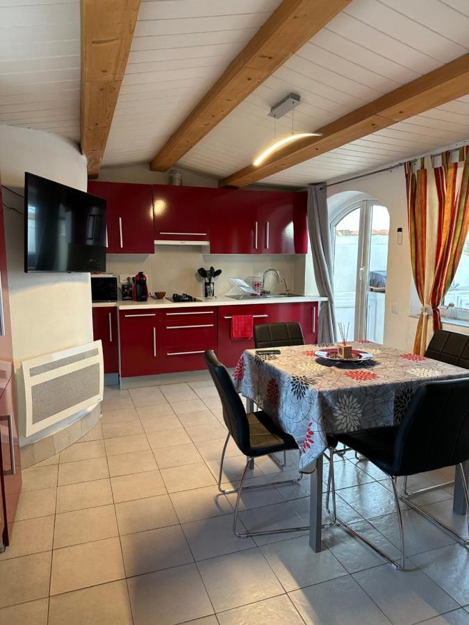 Maison De Vacances Avec Amarre Empuriabrava Luaran gambar